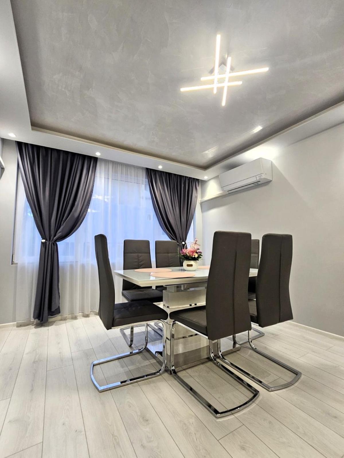 Apartment Bohemi With Free Parking Burgas Exteriör bild